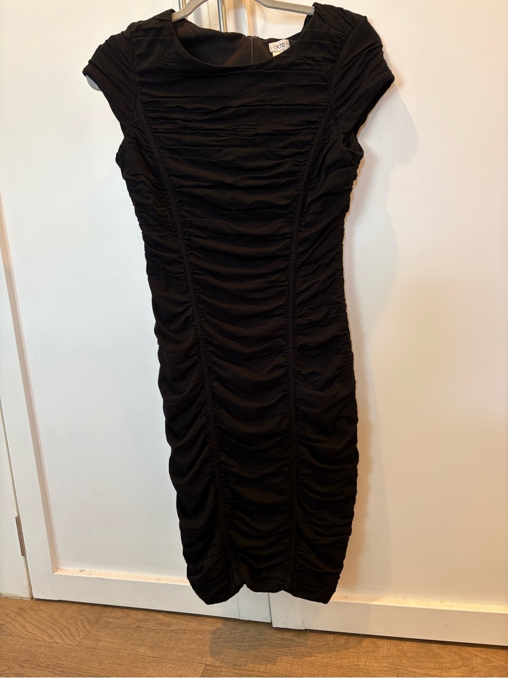 Cache Black Ruched Cap-Sleeve Midi Dress